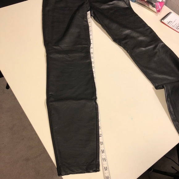 Sophie Max/ Mac Studio Black faux leather pants - Picture 5 of 7